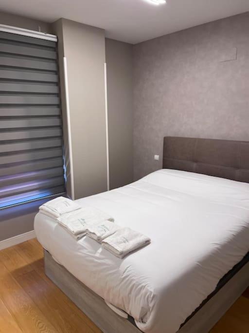 Relajate Despues De Patear Madrid Apartment Bagian luar foto