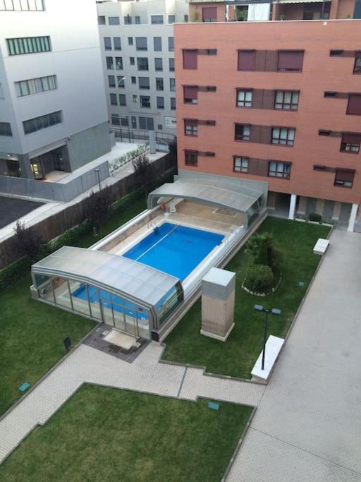 Relajate Despues De Patear Madrid Apartment Bagian luar foto
