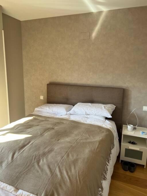 Relajate Despues De Patear Madrid Apartment Bagian luar foto